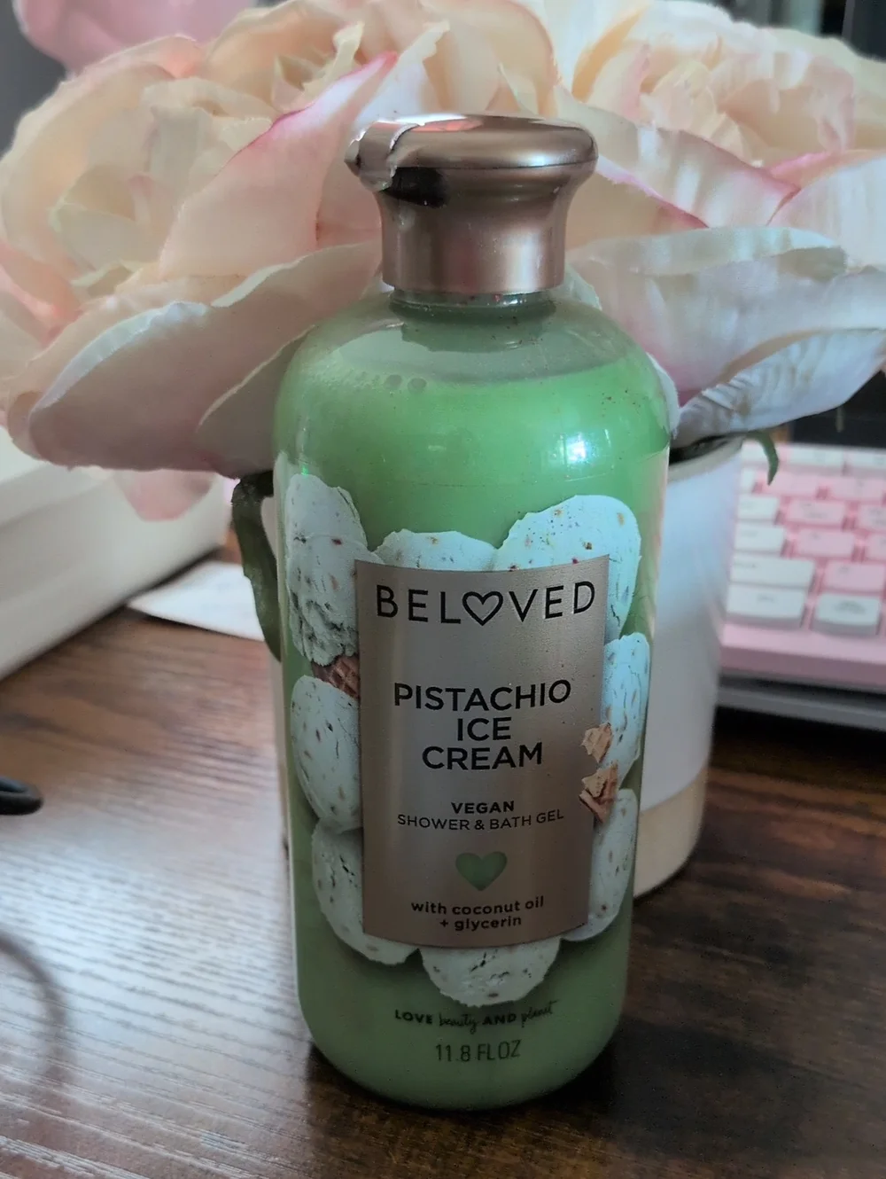 Beloved Pistachio Ice Cream Vegan Shower & Bath Gel - Green